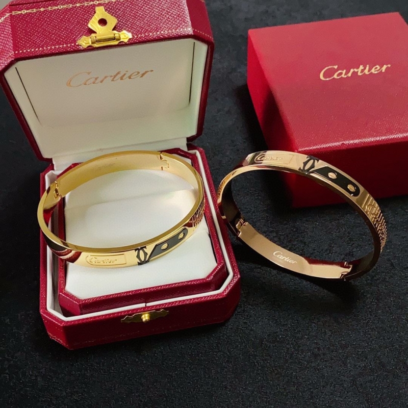 Ca*t1er bracelets